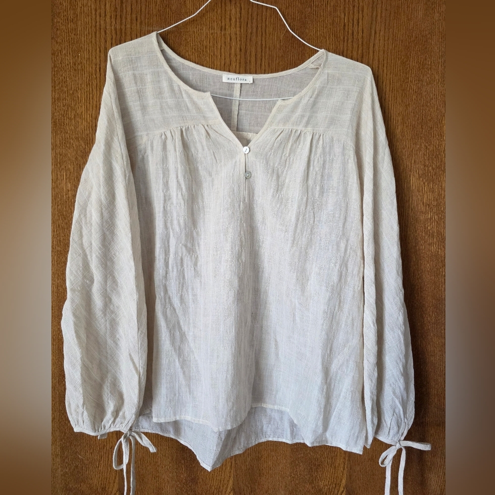 Neuflora Ivory Longsleeve Blouse